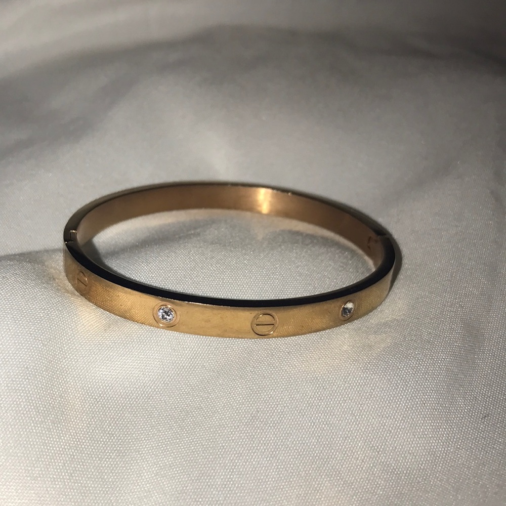 Gold played love bangle